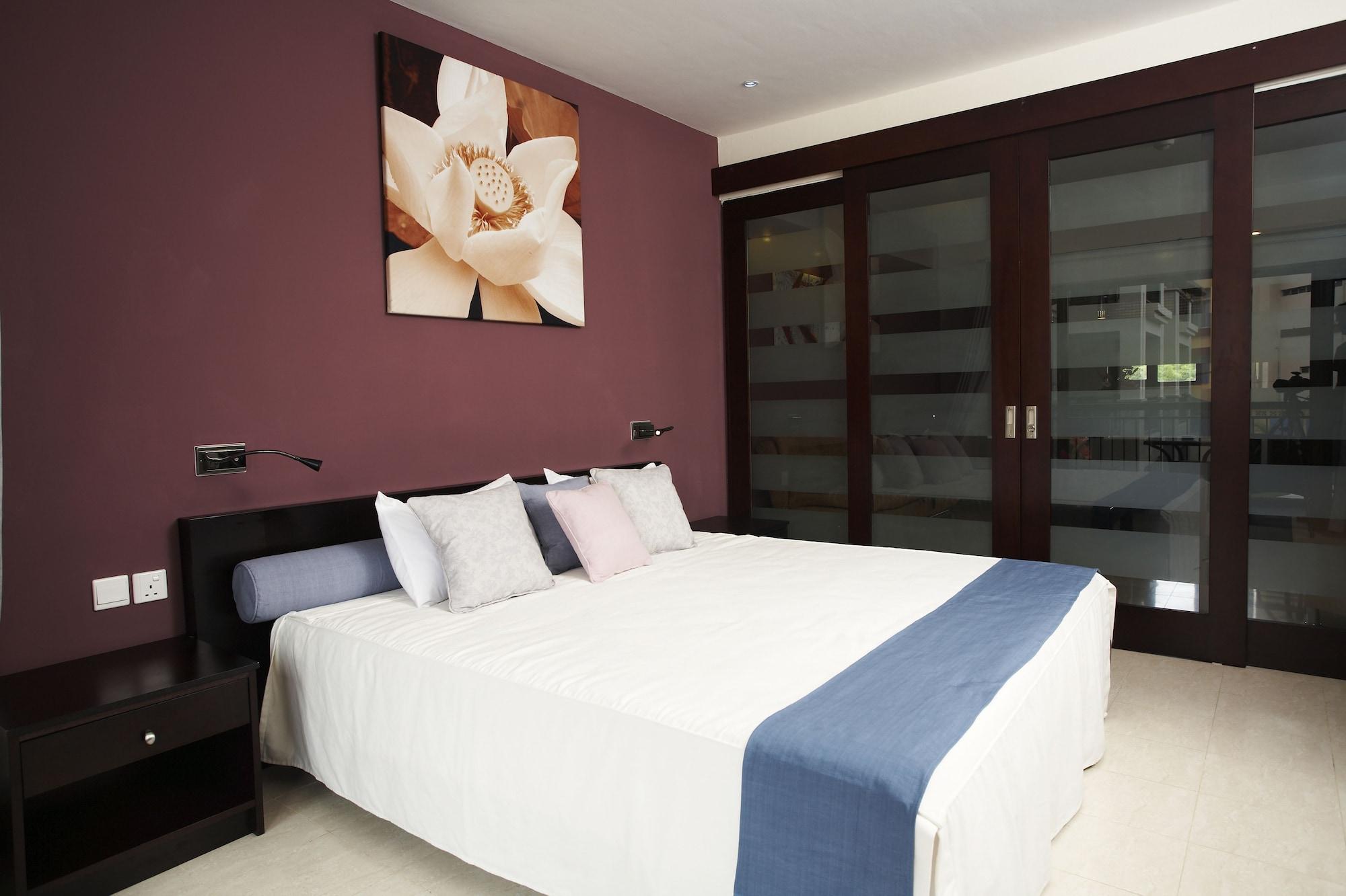 Grand Bay Suites Exteriér fotografie