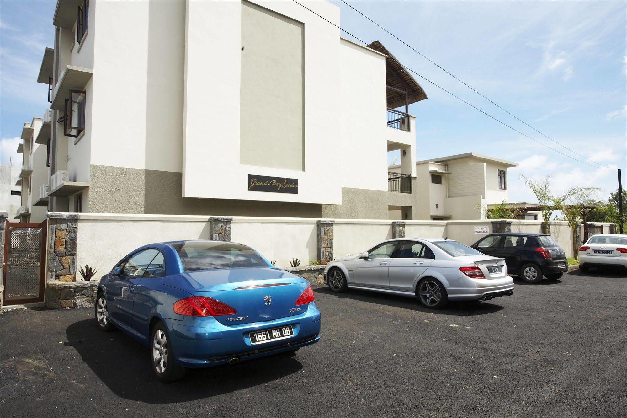 Grand Bay Suites Exteriér fotografie