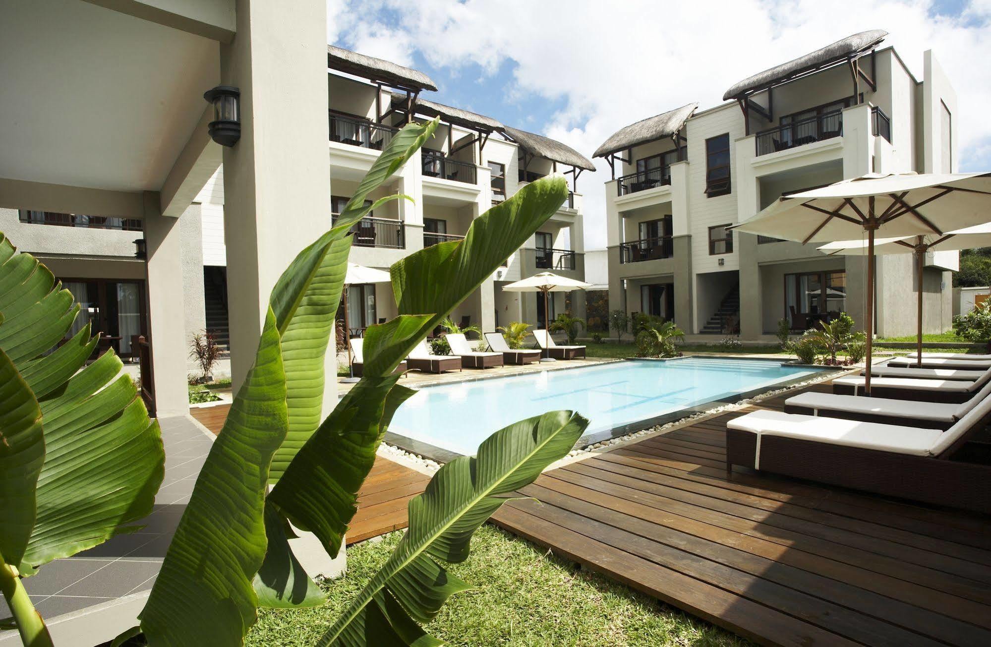 Grand Bay Suites Exteriér fotografie
