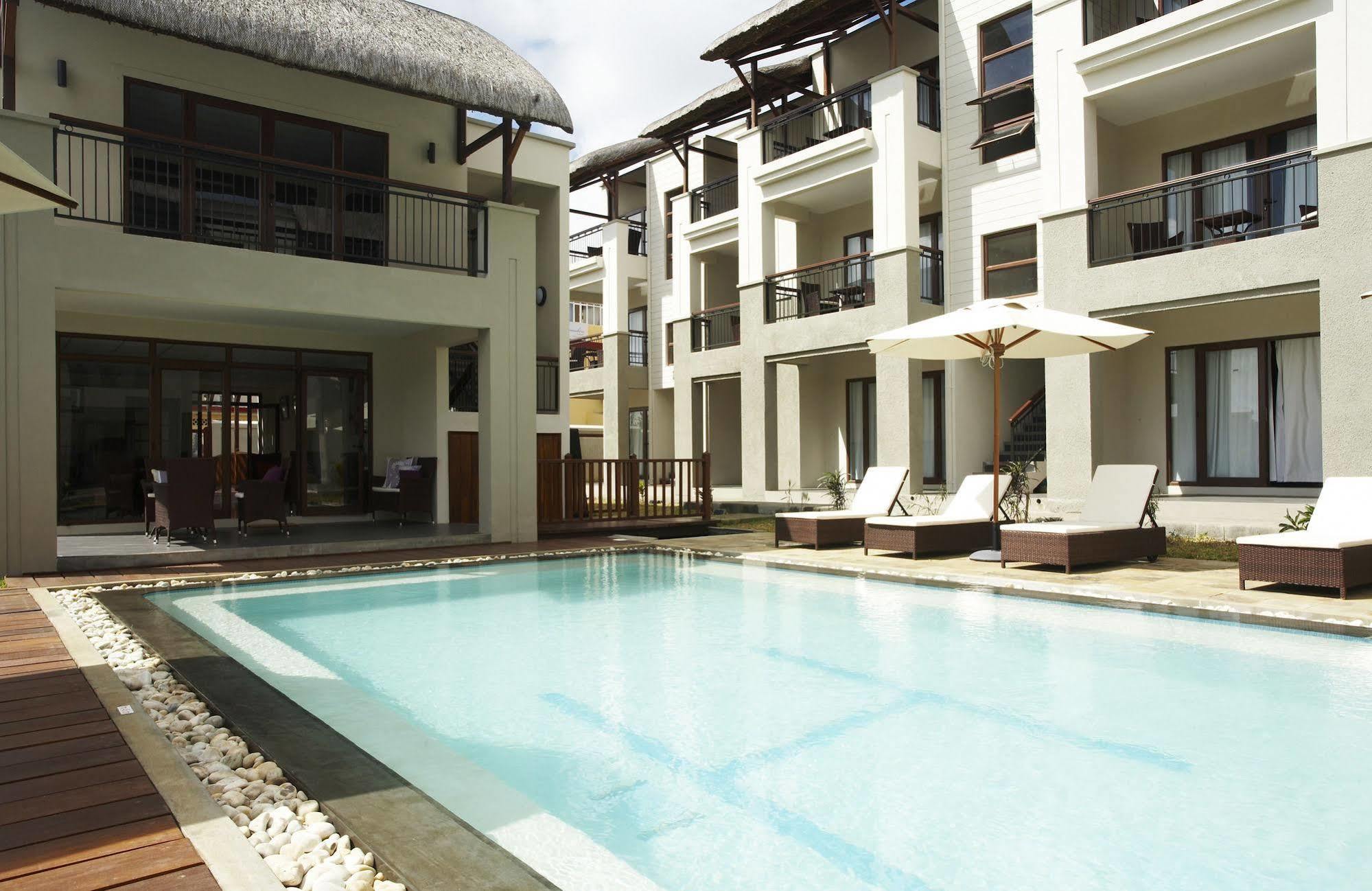 Grand Bay Suites Exteriér fotografie