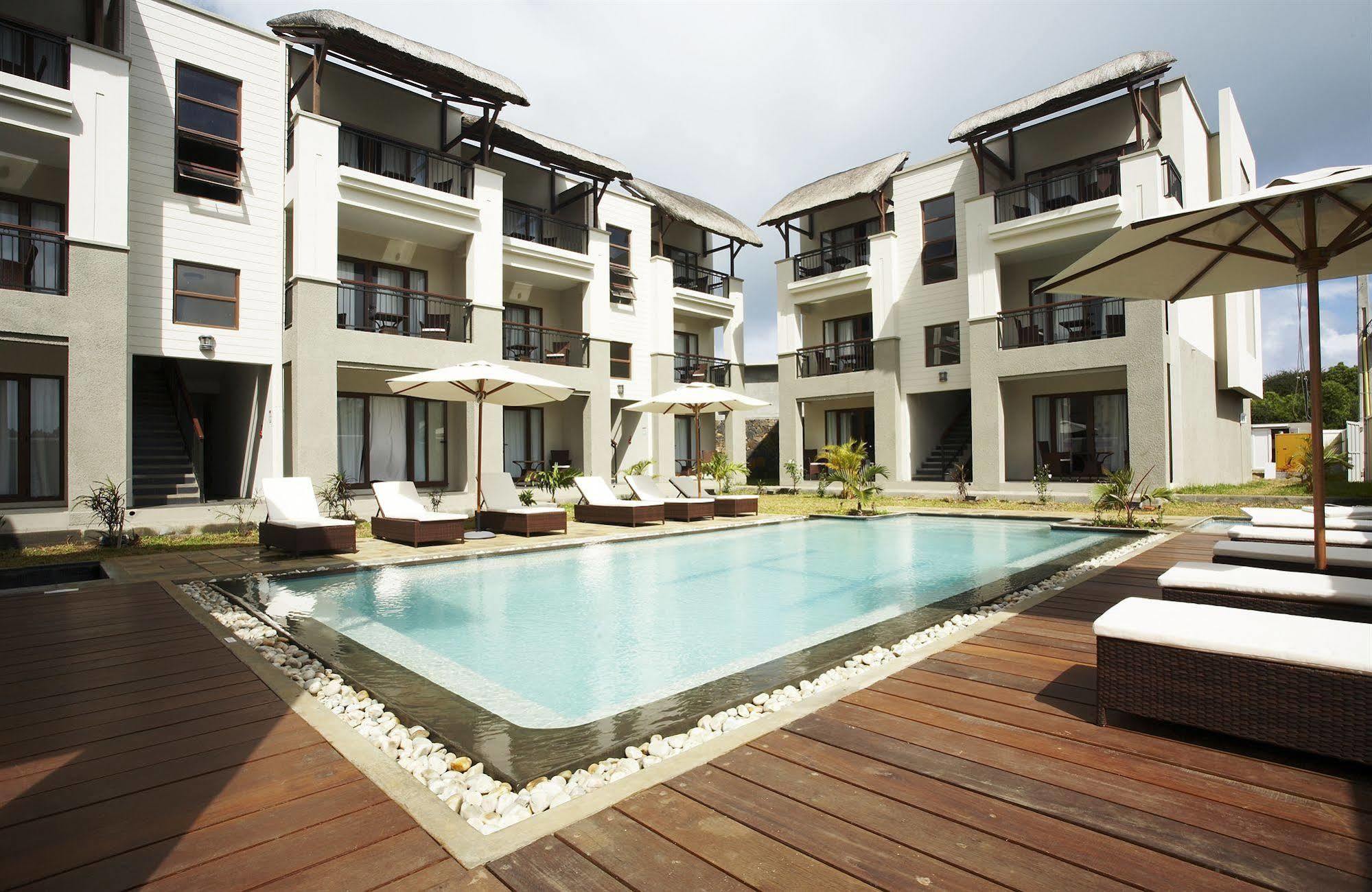 Grand Bay Suites Exteriér fotografie